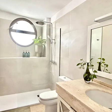 Magnific Flat With Panoramic Sea Views *