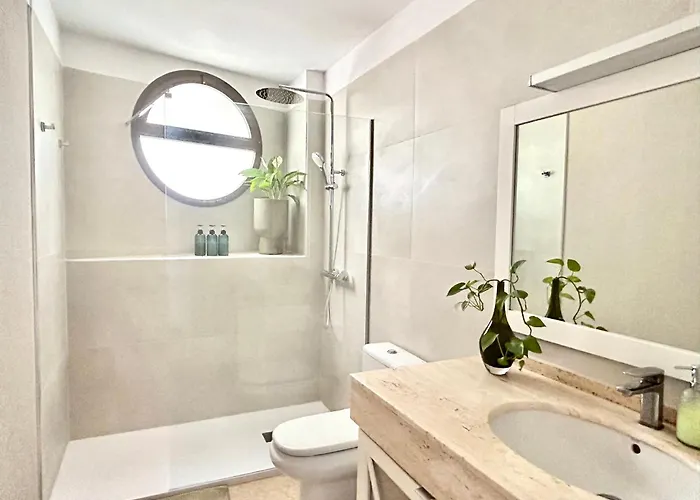 Magnific Flat With Panoramic Sea Views *